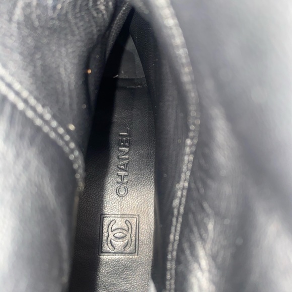 SOLD Authentic Chanel riding boots - Picture 5 of 7